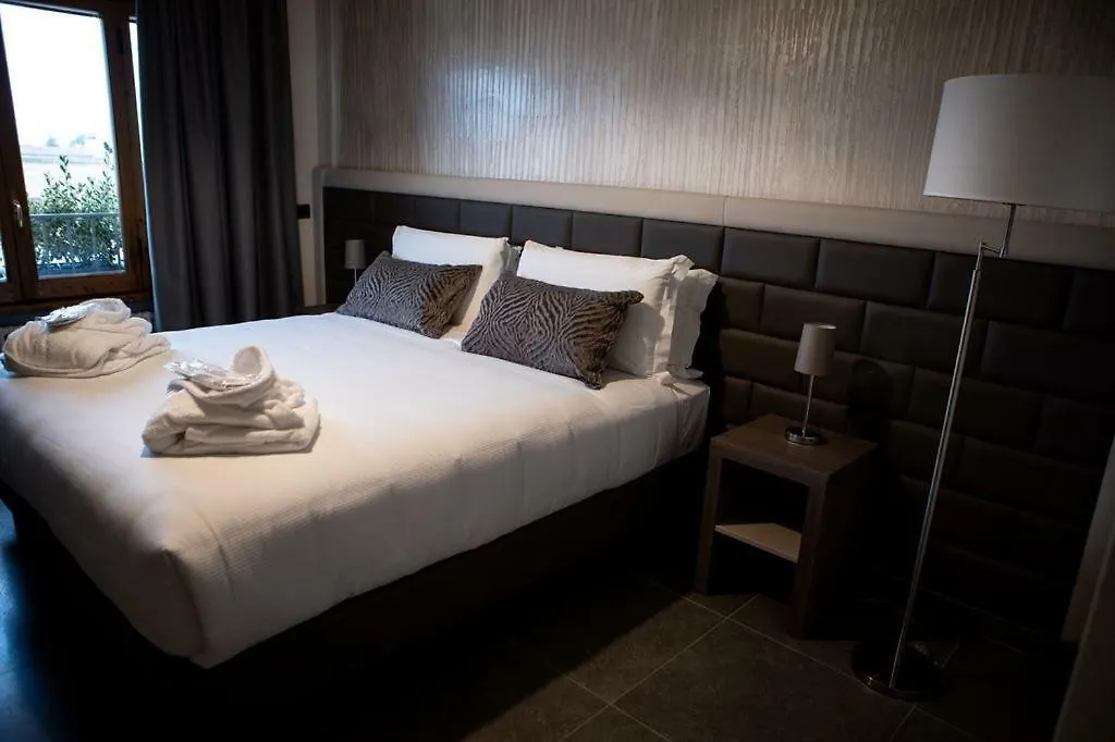 G&G Firenze Suites B&B 3*, Florence